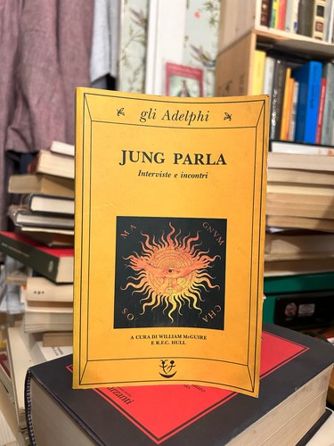 Jung parla - vv.,