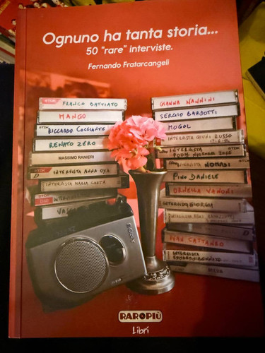 Ognuno tanta storia 50 - :,